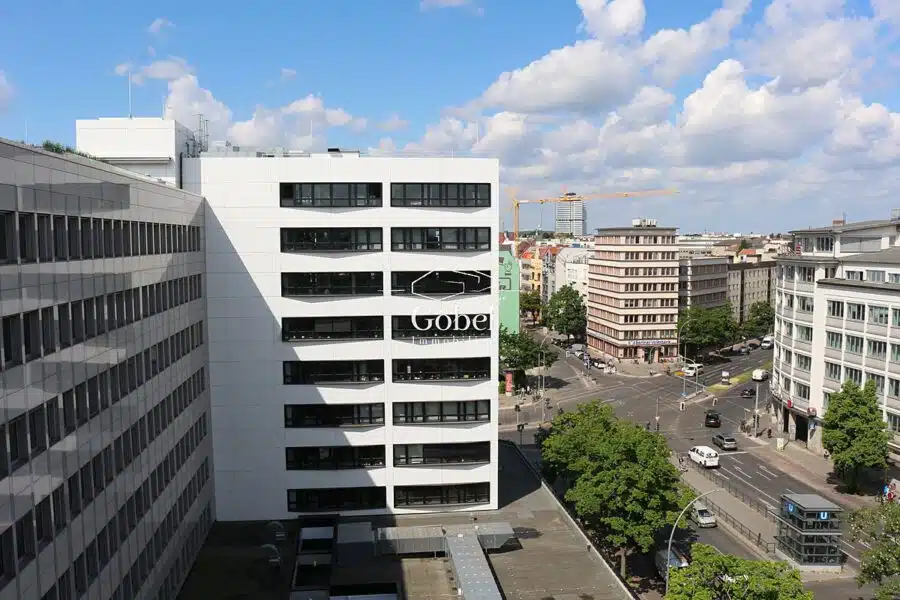 Moderne Fläche mittlerer Größe in zentraler Lage von Berlin-Wilmersdorf - Aussicht gen Westen