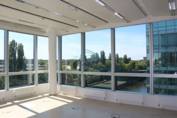 Moderne Büroflächen mit Wasserblick am Teltowkanal in Berlin-Tempelhof!, 12099 Berlin, Bürofläche