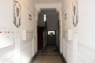 Bezugsfrei! 2-Zimmer-Wohnung mit Südost-Balkon im Altbau unweit des Teltow-Kanals, 12105 Berlin, Etagenwohnung