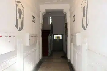 Bezugsfrei! 2-Zimmer-Wohnung mit SĂŒdost-Balkon im Altbau unweit des Teltow-Kanals, 12105 Berlin, Etagenwohnung