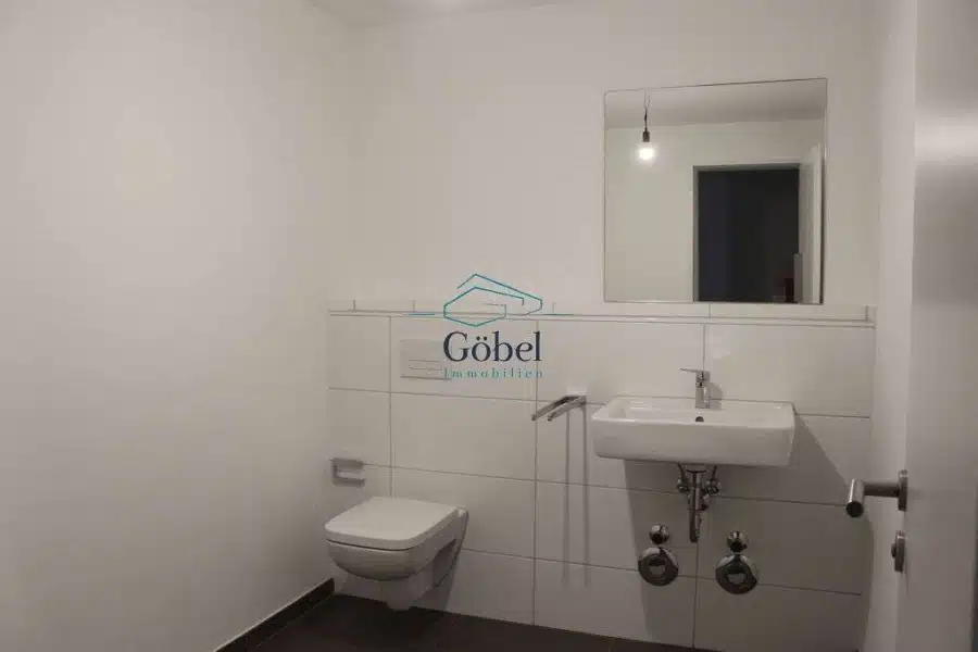 WC 1 - Repräsentative Bürofläche im 3. OG – modern, hell und ruhig in Berlin-Zehlendorf – provisionsfrei!