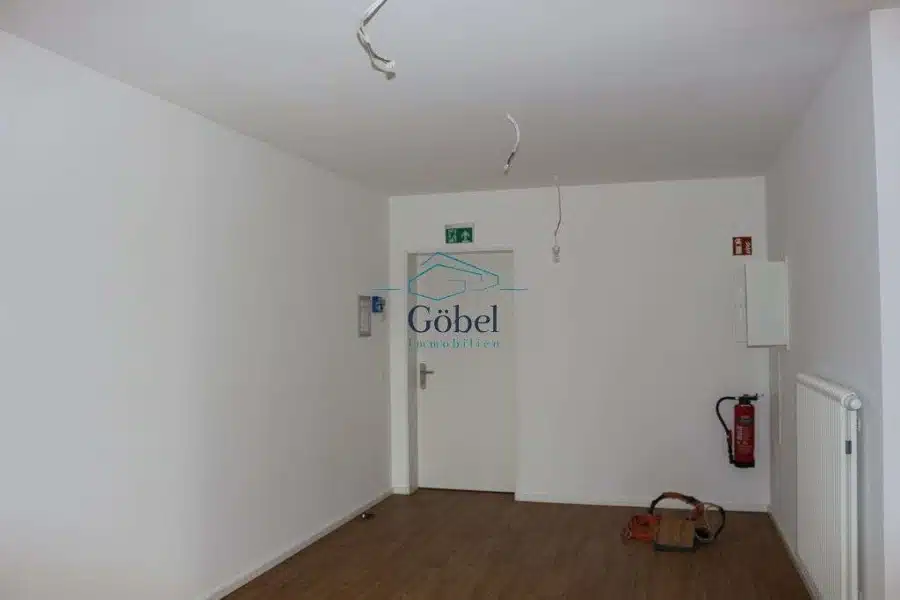 Eingangsbereich - Repräsentative Bürofläche im 3. OG – modern, hell und ruhig in Berlin-Zehlendorf – provisionsfrei!