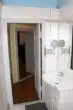Badezimmer von innen zur Tür