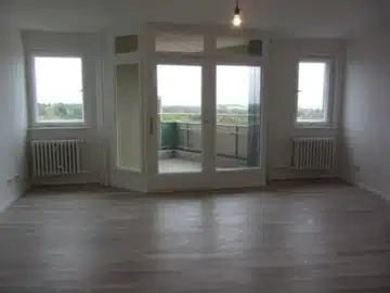 Komplett renovierte 1-Zimmer-Wohnung im grünen Berlin-Reinickendorf (Waidmannslust) zu vermieten!, 13469 Berlin, Apartment
